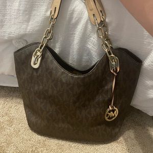 MAKE AN OFFER. 
Large Michael Kors Shoulder Bag